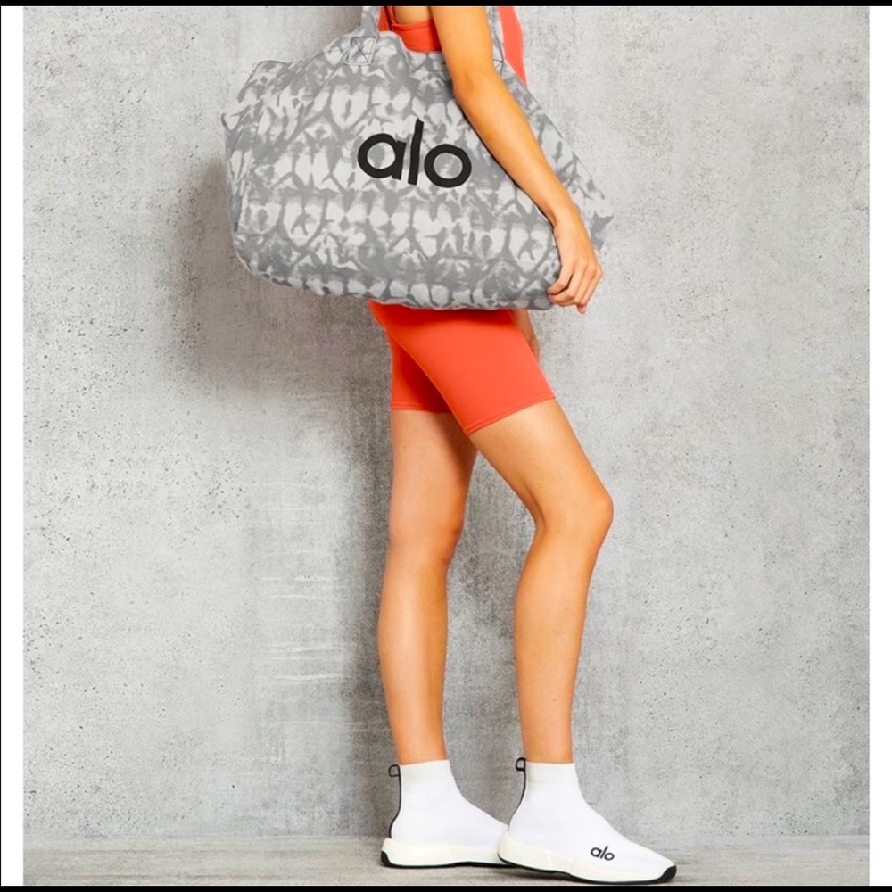 Alo yoga shopper bag tote new